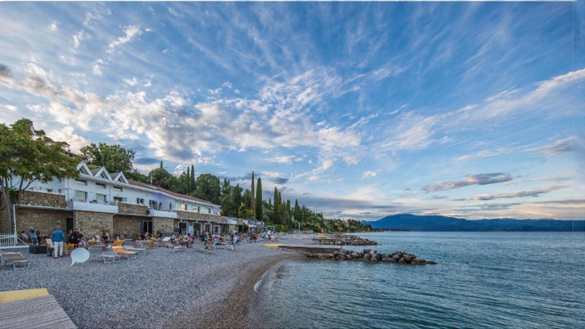 Appartamento Al Castello Padenghe sul Garda Exterior photo